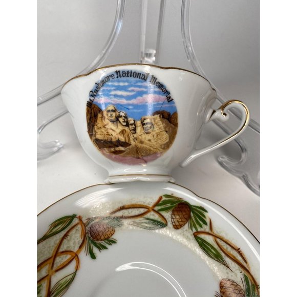 Mt Rushmore South Dakota Souvenir Vintage Cup Sauc